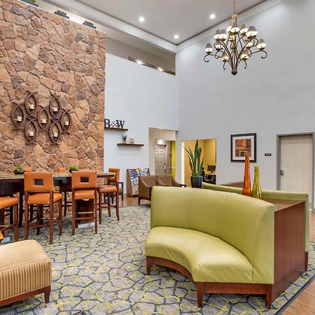 Best Western Plus Hobby Airport Inn And Suites Houston Bagian luar foto