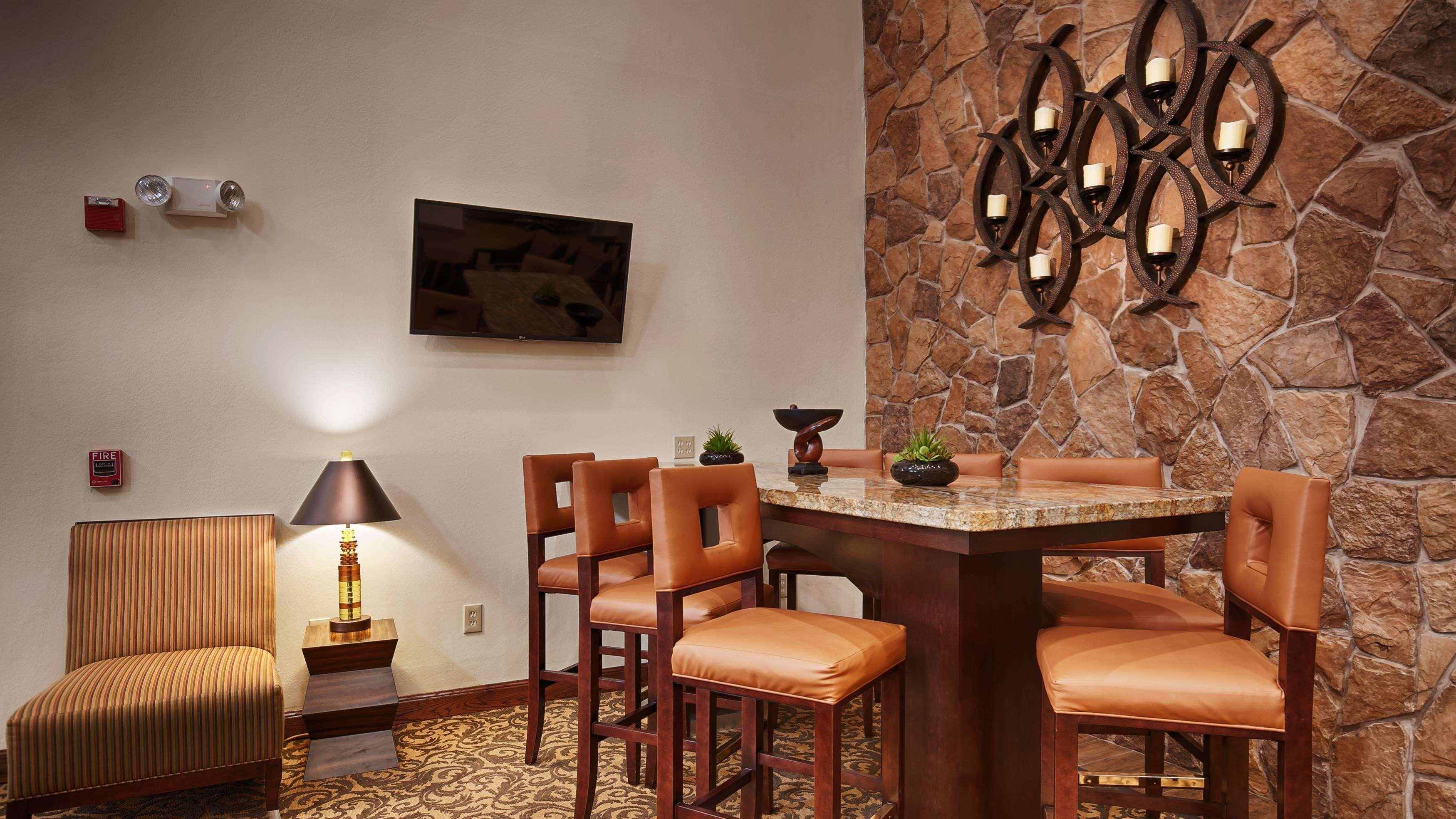Best Western Plus Hobby Airport Inn And Suites Houston Bagian luar foto