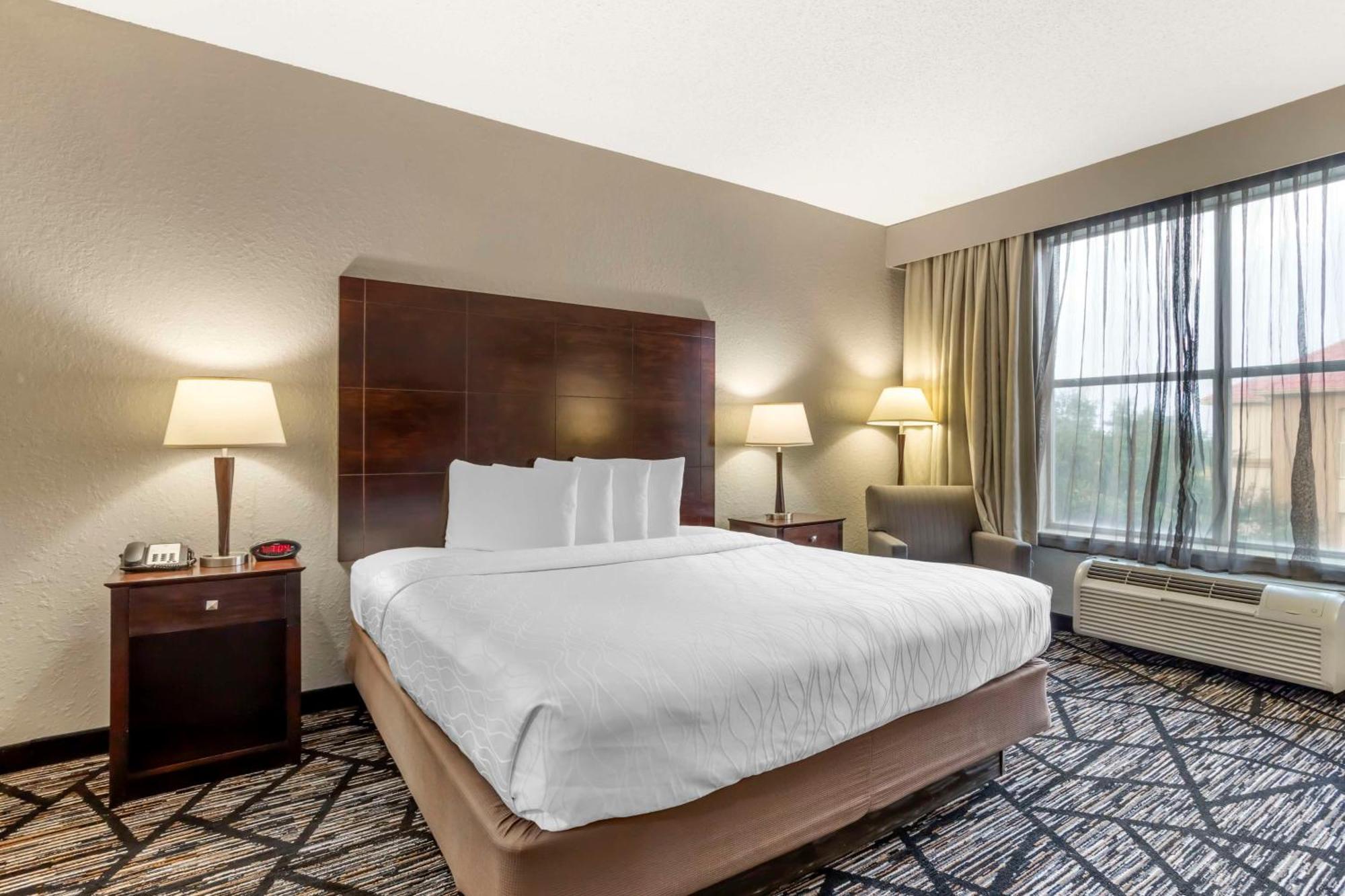 Best Western Plus Hobby Airport Inn And Suites Houston Bagian luar foto