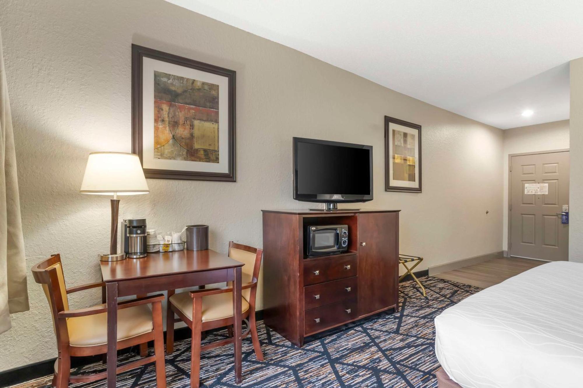 Best Western Plus Hobby Airport Inn And Suites Houston Bagian luar foto