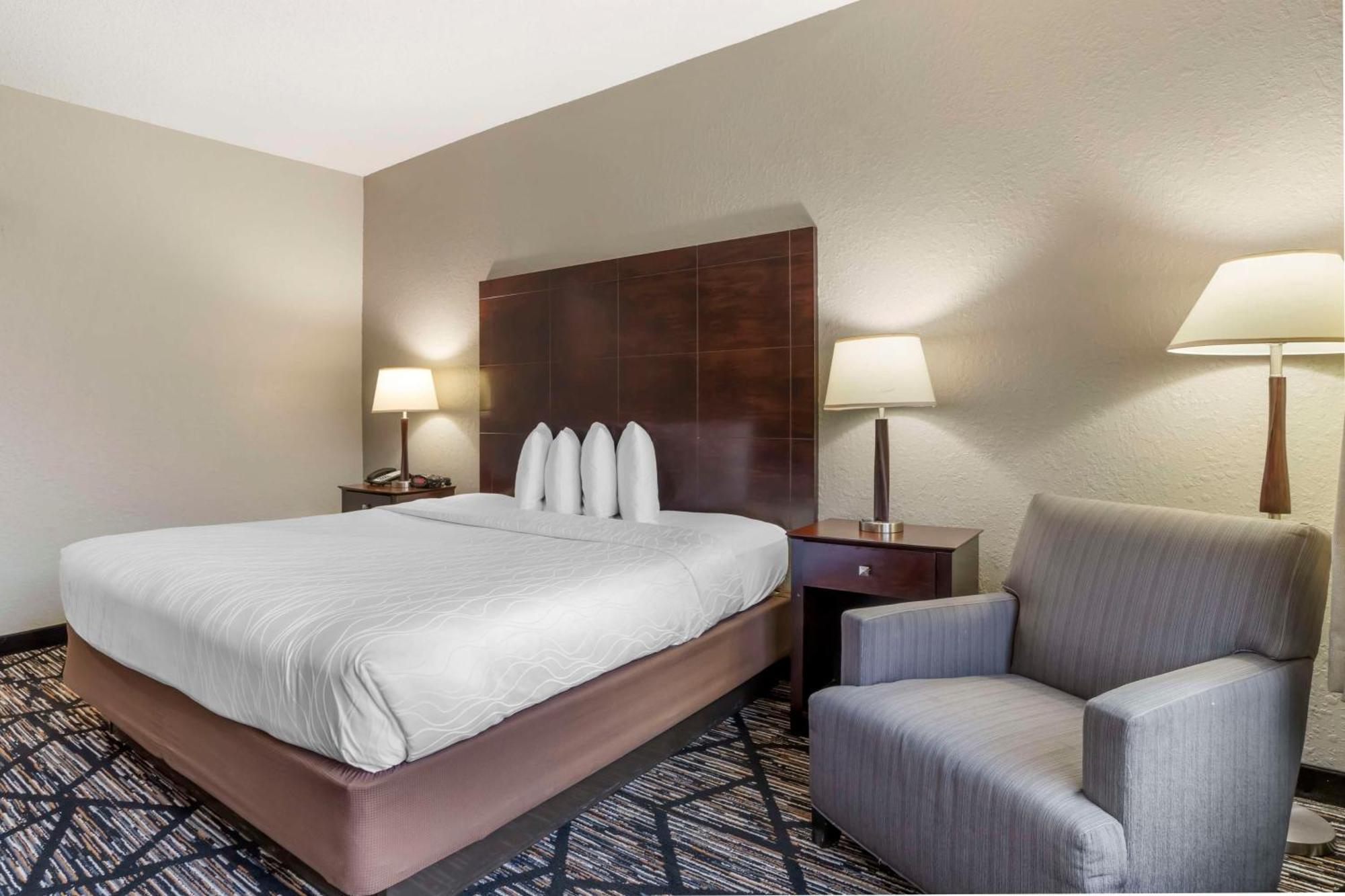 Best Western Plus Hobby Airport Inn And Suites Houston Bagian luar foto