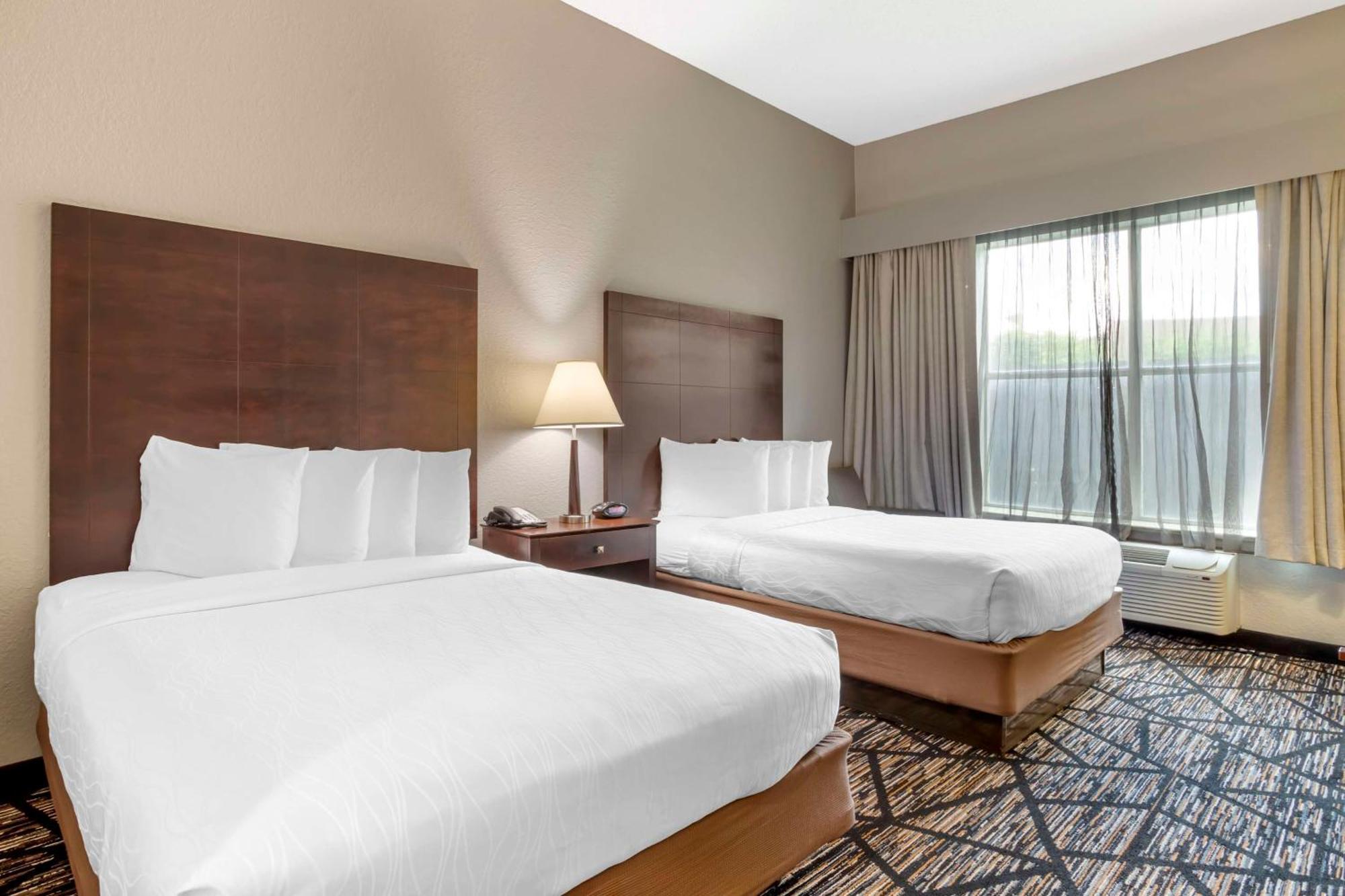 Best Western Plus Hobby Airport Inn And Suites Houston Bagian luar foto